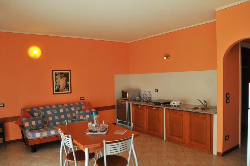 Casale El Galet Apartment Moniga del Garda Luaran gambar